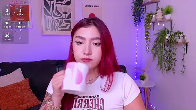 ViolettCastel online show from 04-14-26, 07:41