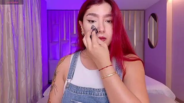 ViolettCastel online show from 03-24-26, 07:14