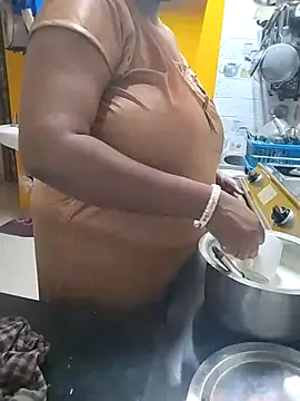 Snapshot of ANUBHABI chatting on 02-24-25, 02:15 ANUBHABI online show from 02-24-25, 02:15