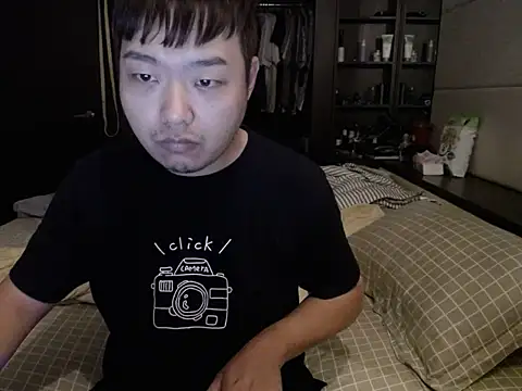 taiwansmalldickchubby online show from 09-10-25, 09:25