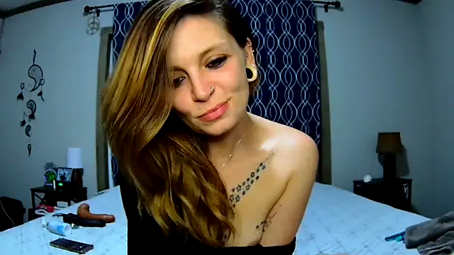 Snapshot of ZeelaXoXo chatting on 02-01-25, 05:18 ZeelaXoXo online show from 02-01-25, 05:18