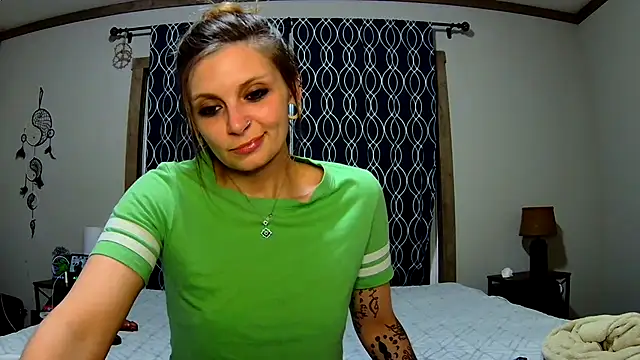 Snapshot of ZeelaXoXo chatting on 02-02-25, 06:36 ZeelaXoXo online show from 02-02-25, 06:36