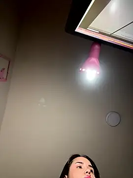 Snapshot of Kimmymadison- chatting on 01-17-26, 04:49 Kimmymadison- online show from 01-17-26, 04:49