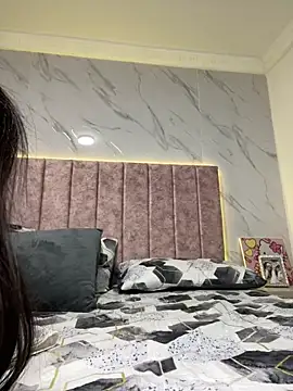 Snapshot of Kimmymadison- chatting on 05-20-26, 02:41 Kimmymadison- online show from 05-20-26, 02:41