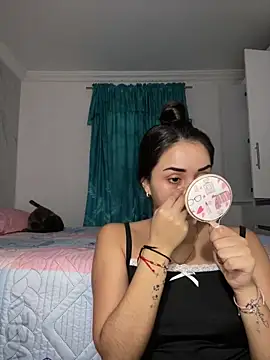 Snapshot of Kimmymadison- chatting on 02-28-26, 10:42 Kimmymadison- online show from 02-28-26, 10:42