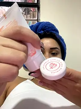 Kimmymadison- online show from 10-22-25, 07:57