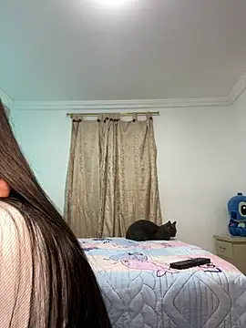 Snapshot of Kimmymadison- chatting on 06-04-26, 10:36 Kimmymadison- online show from 06-04-26, 10:36