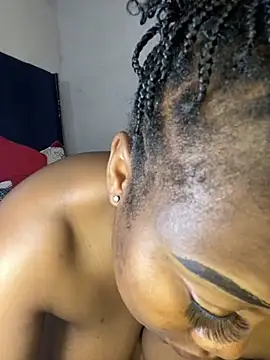 Snapshot of AssMilkymellowxx chatting on 10-03-25, 04:58 AssMilkymellowxx online show from 10-03-25, 04:58