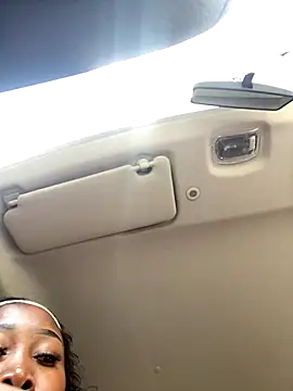 Snapshot of AssMilkymellowxx chatting on 11-19-25, 11:32 AssMilkymellowxx online show from 11-19-25, 11:32