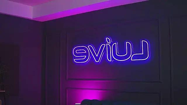 RaquelleVon online show from 03-22-25, 04:15