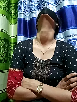 Snapshot of Aruyeshi- chatting on 03-18-25, 11:42 Aruyeshi- online show from 03-18-25, 11:42