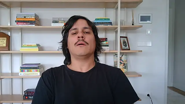 nick788622 online show from 05-17-26, 11:21