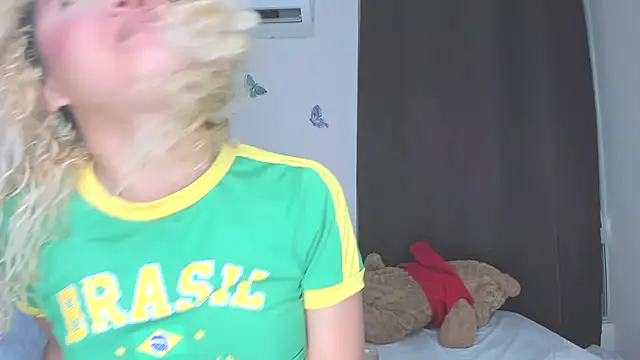 sofiacastillo01 online show from 02-20-26, 02:41