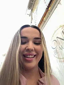 Snapshot of EvaSunderland chatting on 05-23-26, 03:33 EvaSunderland online show from 05-23-26, 03:33