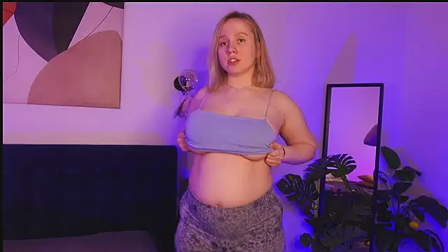 MrsPrude online show from 02-24-25, 08:49