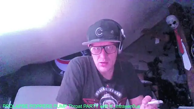 Bigthroaterboy online show from 10-30-25, 09:33