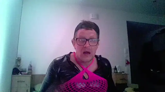 Bigthroaterboy online show from 03-19-26, 04:12