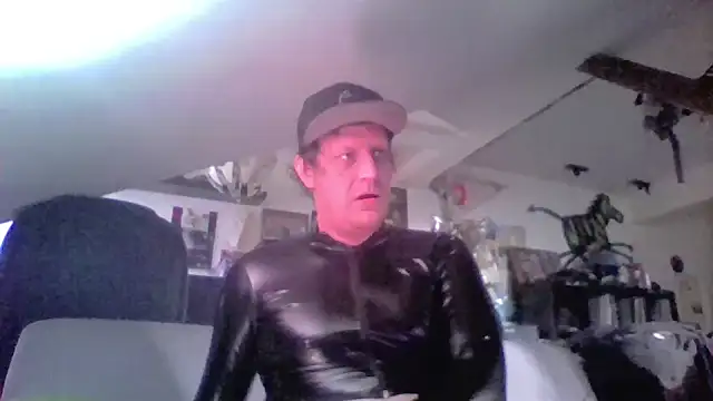 Bigthroaterboy online show from 05-13-26, 05:09
