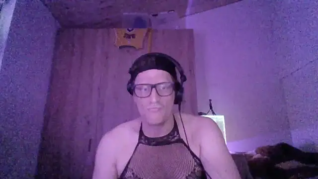 Bigthroaterboy online show from 11-08-25, 02:42