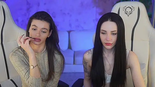 Sara Tranquil online show from 03-17-25, 01:39