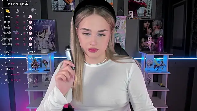 Ellen Soft online show from 09-25-25, 05:19