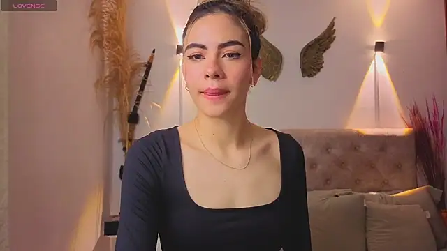 Snapshot of Nathaly-sky chatting on 05-11-26, 10:27 Nathaly-sky online show from 05-11-26, 10:27