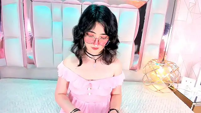 SaraMartini1 online show from 09-21-25, 06:29