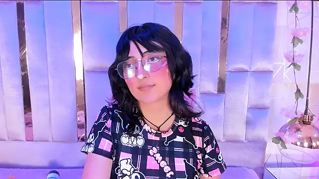 SaraMartini1 online show from 03-11-25, 10:51