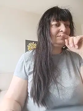 Snapshot of Women-pleasures chatting on 05-16-26, 10:25 Women-pleasures online show from 05-16-26, 10:25