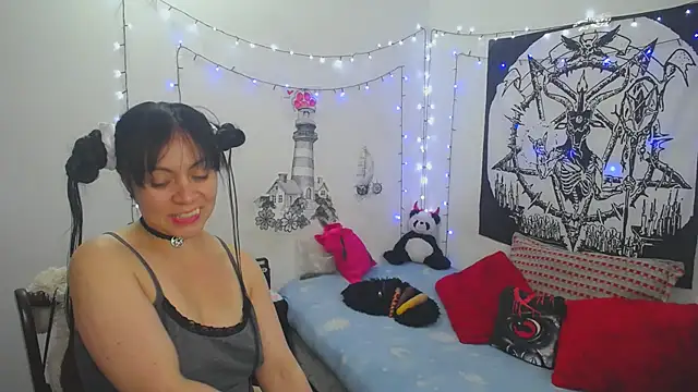 lili peach online show from 02-11-25, 09:14