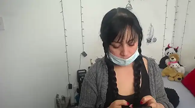 lili peach online show from 12-14-24, 05:25