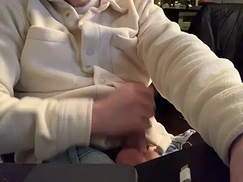 KendrickJiz online show from 12-20-25, 11:18