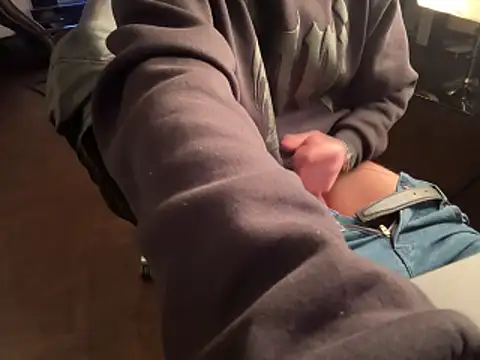 KendrickJiz online show from 04-10-26, 10:39