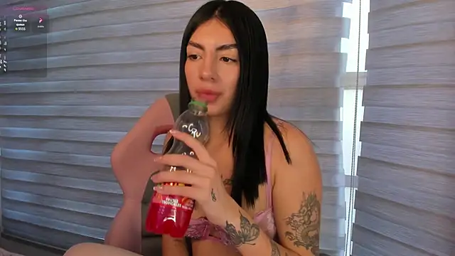 ANTONELLA  ROUSE  online show from 11-30-25, 09:48