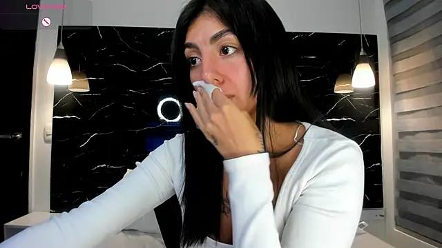 ANTONELLA  ROUSE  online show from 03-15-25, 06:36