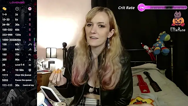 Snapshot of EllieeRose chatting on 06-11-26, 05:15 EllieeRose online show from 06-11-26, 05:15
