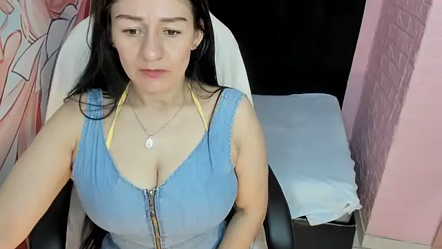 AllysonMilf69 online show from 10-08-25, 02:29