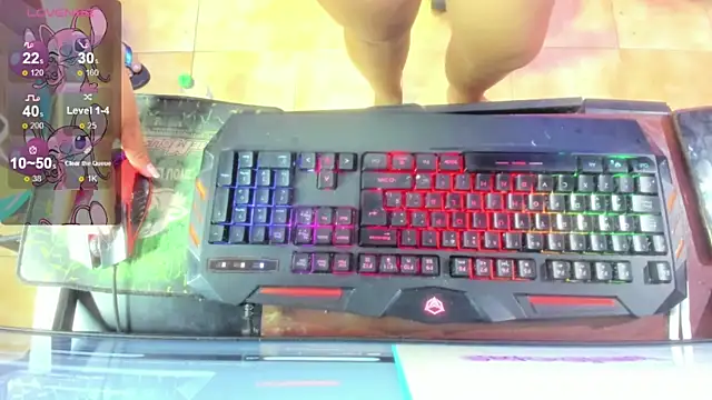 Snapshot of karenmilf_4 chatting on 02-21-25, 03:56 karenmilf 4 online show from 02-21-25, 03:56