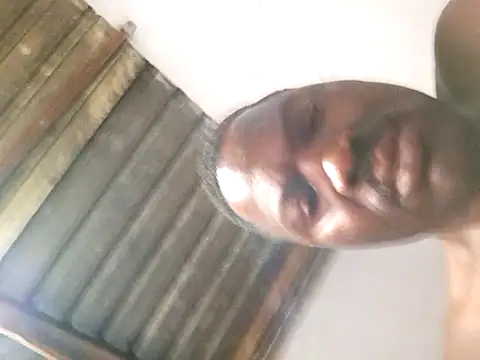 Petrossa online show from 10-27-25, 05:41