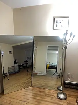 Snapshot of DaddySnowXX chatting on 09-27-25, 05:24 DaddySnowXX online show from 09-27-25, 05:24