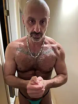 Snapshot of DaddySnowXX chatting on 03-03-25, 02:22 DaddySnowXX online show from 03-03-25, 02:22