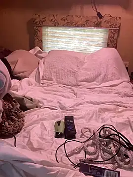 Snapshot of WilldoPita chatting on 01-09-25, 09:58 WilldoPita online show from 01-09-25, 09:58