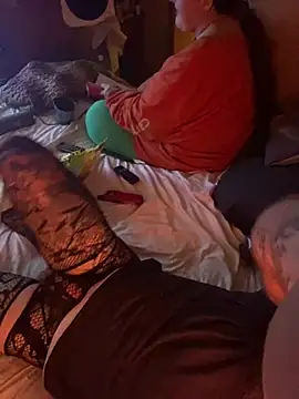 Snapshot of WilldoPita chatting on 02-13-25, 02:01 WilldoPita online show from 02-13-25, 02:01