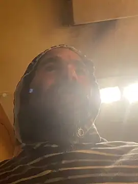 Snapshot of WilldoPita chatting on 02-17-25, 12:32 WilldoPita online show from 02-17-25, 12:32