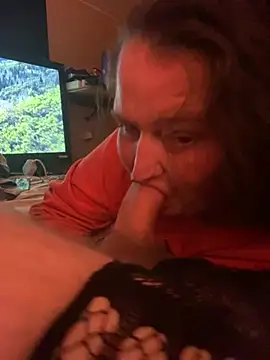 Snapshot of WilldoPita chatting on 02-13-25, 05:05 WilldoPita online show from 02-13-25, 05:05