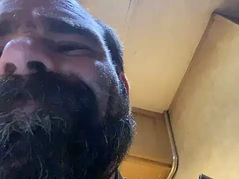 Snapshot of WilldoPita chatting on 02-05-25, 12:38 WilldoPita online show from 02-05-25, 12:38