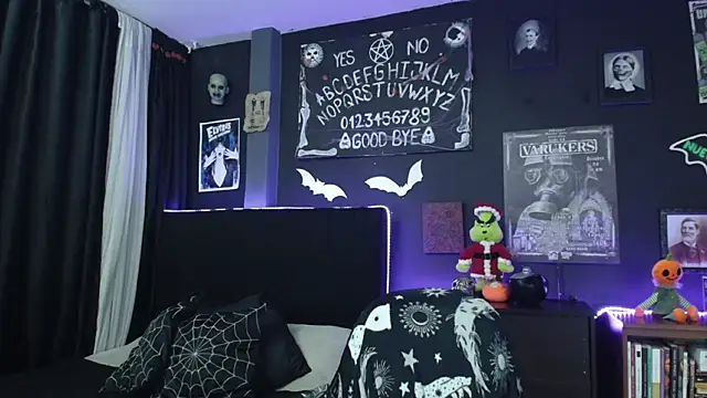 Goddess Mortem online show from 12-15-25, 10:59