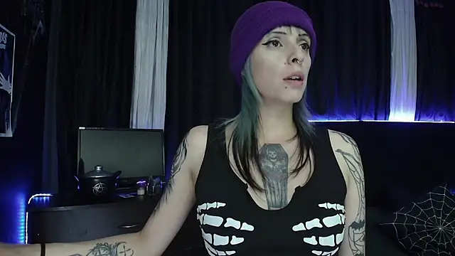 Snapshot of Goddess_Mortem chatting on 09-29-25, 10:48 Goddess Mortem online show from 09-29-25, 10:48