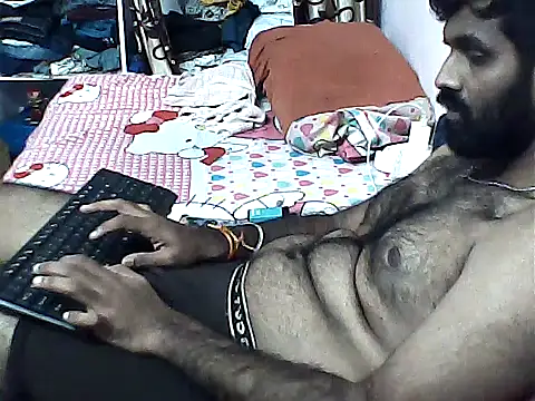 Snapshot of sanik_2428 chatting on 11-22-25, 05:34 sanik 2428 online show from 11-22-25, 05:34