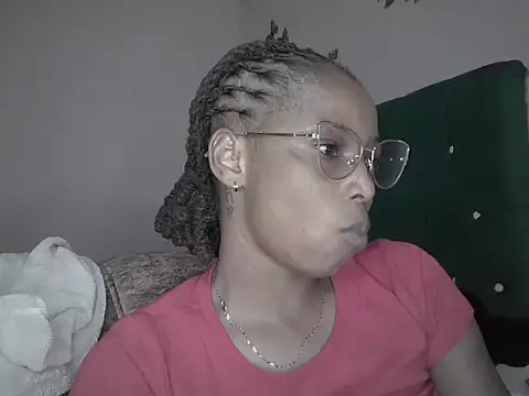 SweetWhisper online show from 03-30-26, 04:25